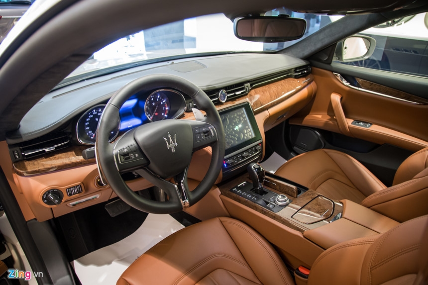Maserati Quattroporte GranLusso gia hon 8 ty tai Viet Nam hinh anh 6