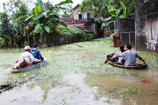 Mot tuan sau vo de, nguoi dan Chuong My cho… nuoc tu rut hinh anh 1