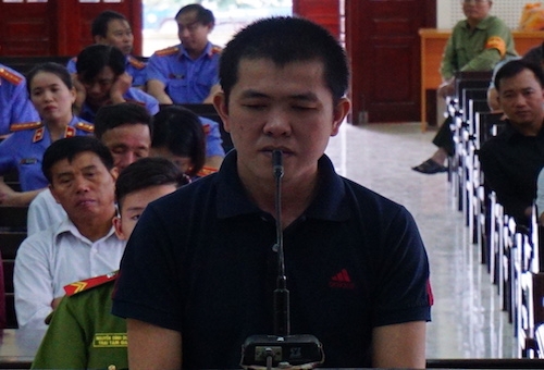 nguoi-me-tu-tu-sau-cuoc-goi-thu-nhan-giet-nguoi-cua-con-trai