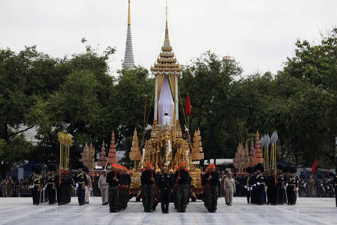 Nguoi Thai len ke hoach du le hoa tang Vua Bhumibol hinh anh 1