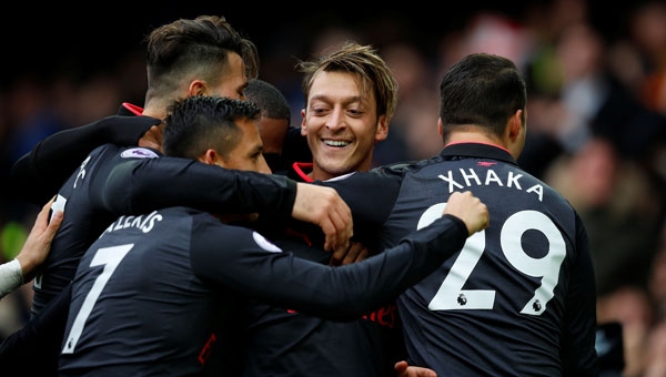 arsenal-de-bep-everton-koeman-can-ke-ngay-bi-sa-thai-page-2