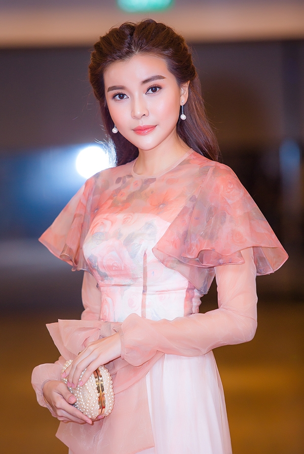 cao-thai-ha-xin-loi-khan-gia-vi-da-phau-thuat-thm-my-2