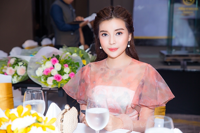 cao-thai-ha-xin-loi-khan-gia-vi-da-phau-thuat-thm-my-4