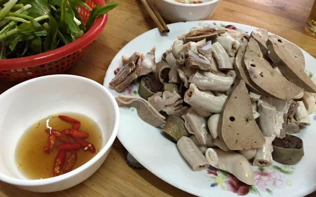 Cô nàng phát minh ra cách tuốt lòng kiểu mới khiến chị em bò lăn ra chê cười - Ảnh 4.