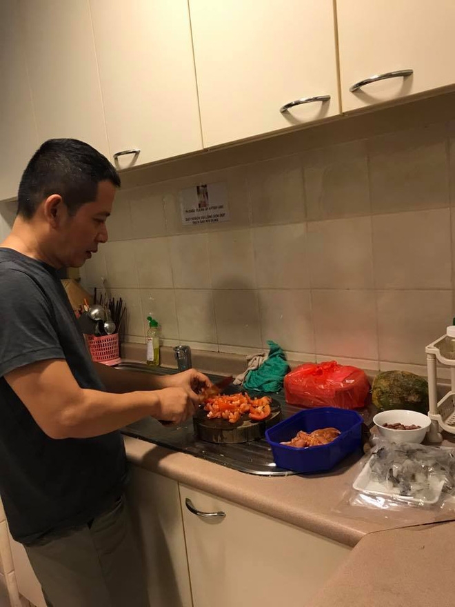 Con gái đạo diễn 