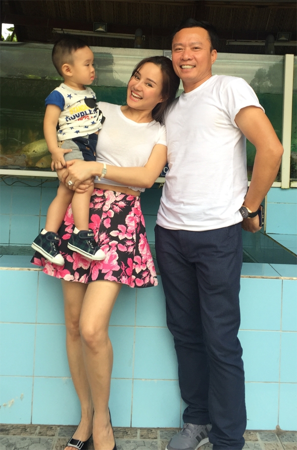 doanh-nhan-le-thien-vy-oanh-khong-phai-ke-thu-ba-va-be-voi-la-con-trai-toi-2