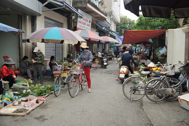 Nhịp sống đổi khác của thành phố Hải Phòng ngày đầu cách ly toàn xã hội - 11