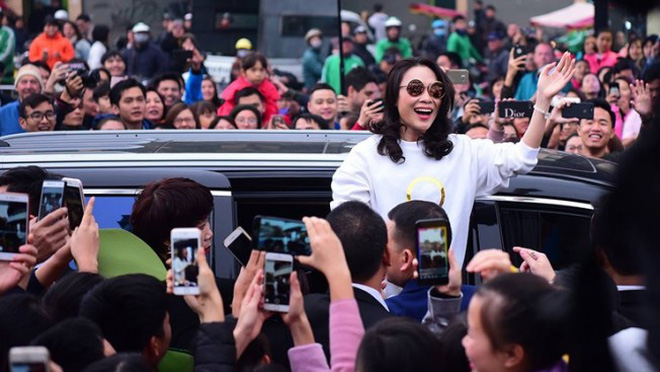 Mỹ Tâm là ngôi sao hàng đầu Vbiz, cô rất thân thiện và gần gũi trong những dịp giao lưu cùng fan