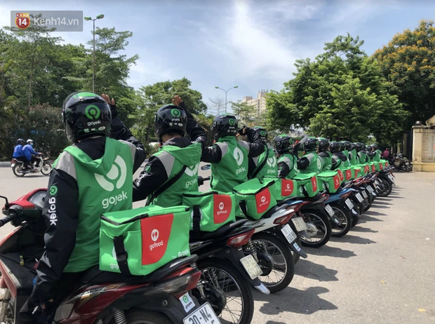 TP.HCM tạm dừng xe ôm công nghệ, shipper vẫn hoạt động bình thường - 1 TP.HCM tạm dừng xe ôm công nghệ, shipper vẫn hoạt động bình thường - 1