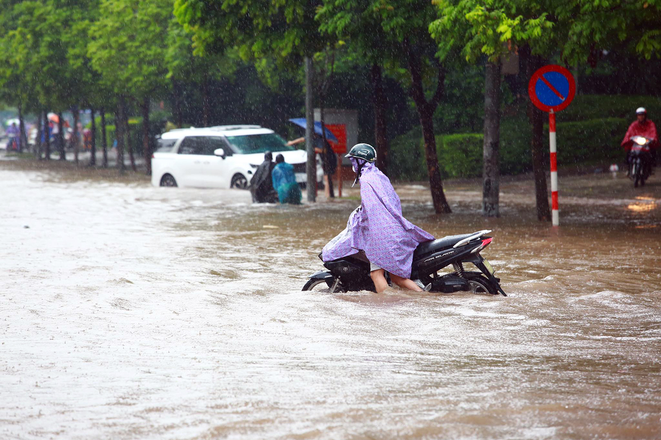 Lãnh đạo Công ty Thoát nước Hà Nội lên tiếng việc được xét tặng huân chương