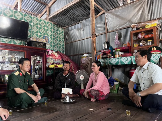 Chùm ảnh: 11 ngày đêm nỗ lực đưa bé trai lọt vào trụ bê-tông ở Đồng Tháp lên mặt đất - 9