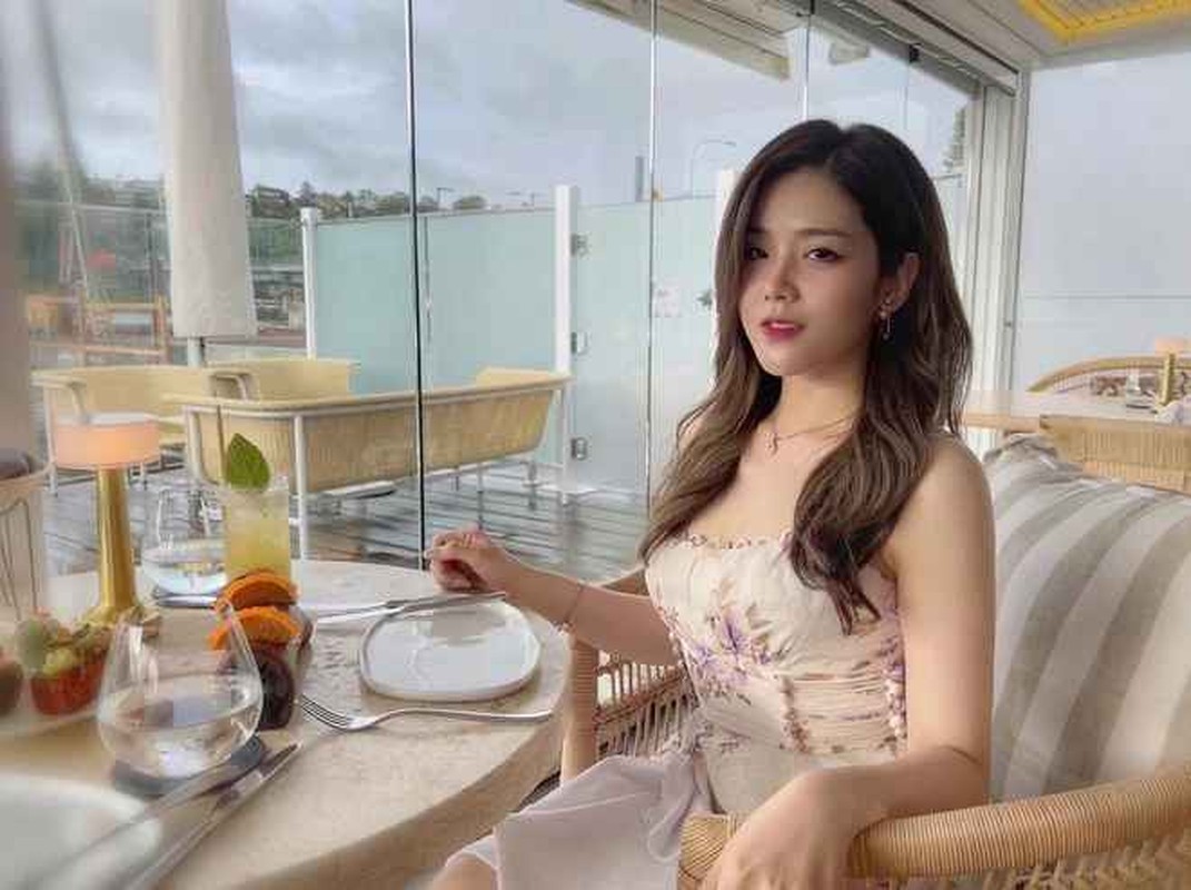 Ông Thoại Liên khoe tình mới, dân mạng tấp nập chúc mừng - 3