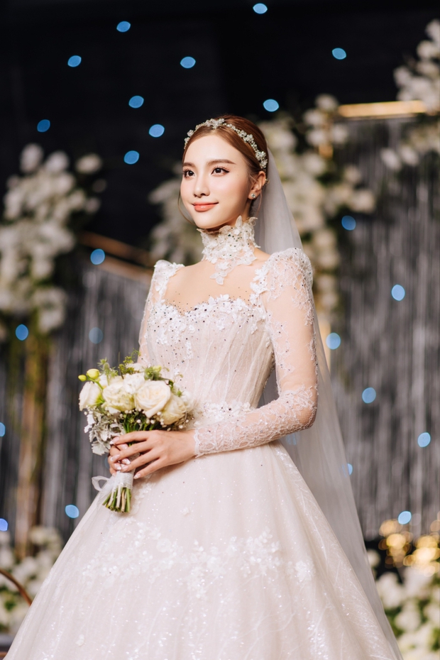 Hậu để lộ vòng 2 lớn bất thường, Hạnh Sino xác nhận có con đầu lòng với chồng đại gia - 3 Hậu để lộ vòng 2 lớn bất thường, Hạnh Sino xác nhận có con đầu lòng với chồng đại gia - 3