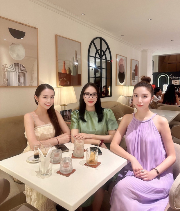 Hậu để lộ vòng 2 lớn bất thường, Hạnh Sino xác nhận có con đầu lòng với chồng đại gia - 1 Hậu để lộ vòng 2 lớn bất thường, Hạnh Sino xác nhận có con đầu lòng với chồng đại gia - 1