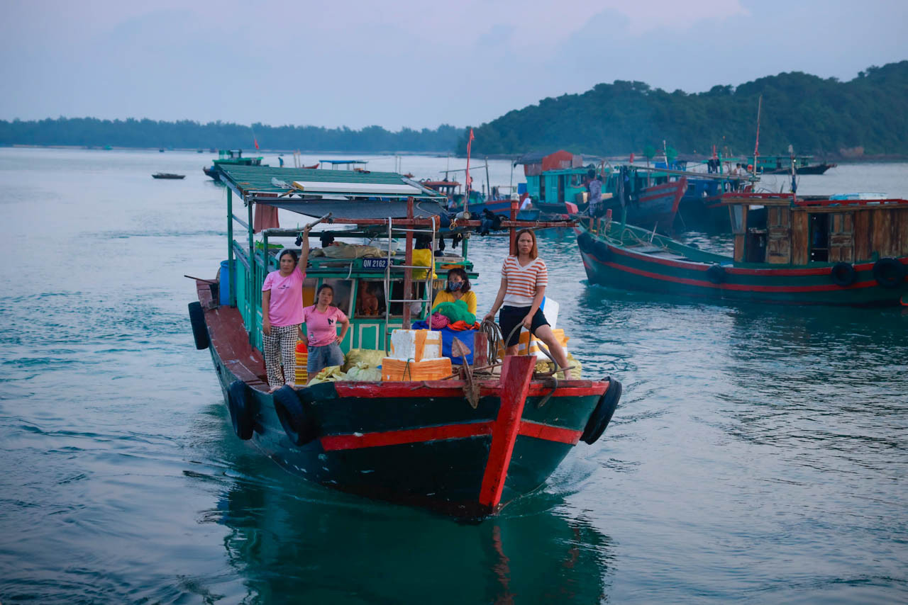 Mê đắm vẻ đẹp thanh bình ở Cô Tô mùa vắng khách du lịch - 6