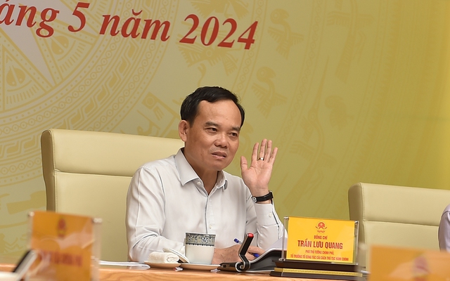 Từ 1-7, chỉ thực hiện dịch vụ công trực tuyến trên ứng dụng VNeID Từ 1-7, chỉ thực hiện dịch vụ công trực tuyến trên ứng dụng VNeID