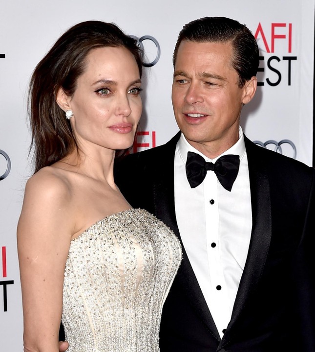 Vệ sĩ riêng tố cáo Angelina Jolie