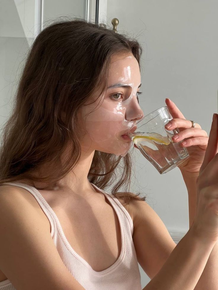 8 bí quyết 'vàng' giúp ngăn ngừa tóc bạc sớm - 3