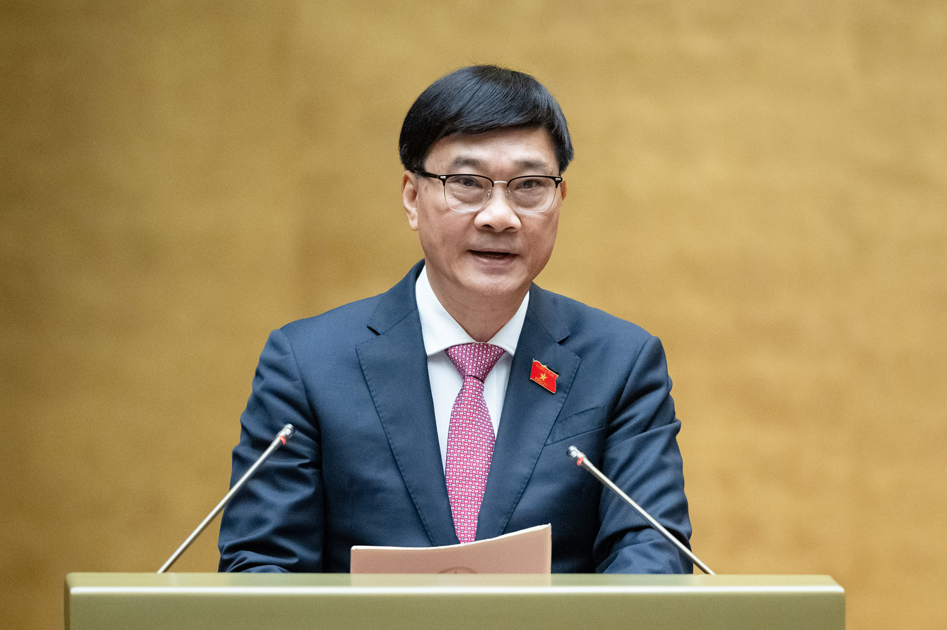 Ủy ban Kinh tế: Đề nghị Chính phủ làm rõ việc các ngân hàng thương mại lãi lớn Ủy ban Kinh tế: Đề nghị Chính phủ làm rõ việc các ngân hàng thương mại lãi lớn