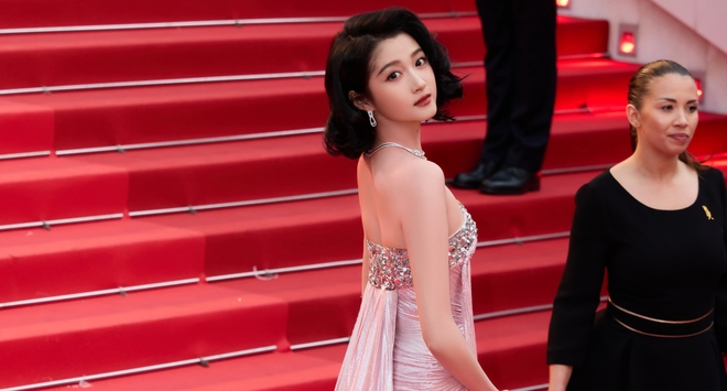 Đừng ham hố làm Phạm Băng Băng trên thảm đỏ Cannes! - 2 Đừng ham hố làm Phạm Băng Băng trên thảm đỏ Cannes! - 2