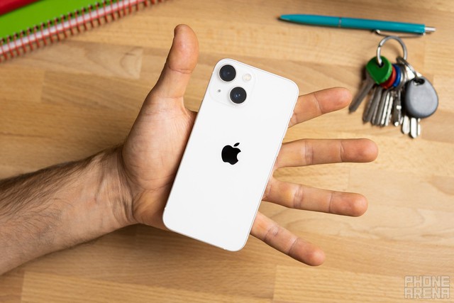 Không cần điện thoại to hơn hay khỏe hơn, Apple 'làm ơn hãy hồi sinh' ngay mẫu iPhone này