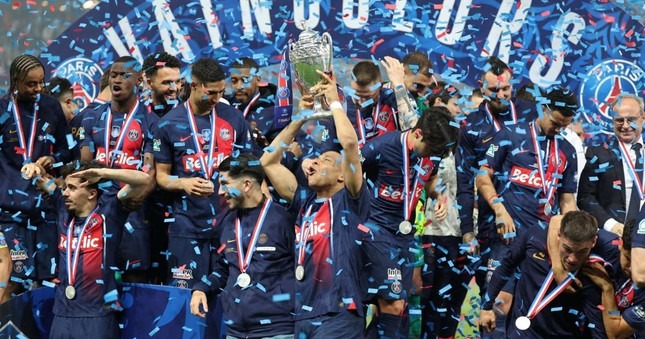 PSG hoàn tất cú ăn 3 quốc nội trong ngày chia tay siêu sao Kylian Mbappe