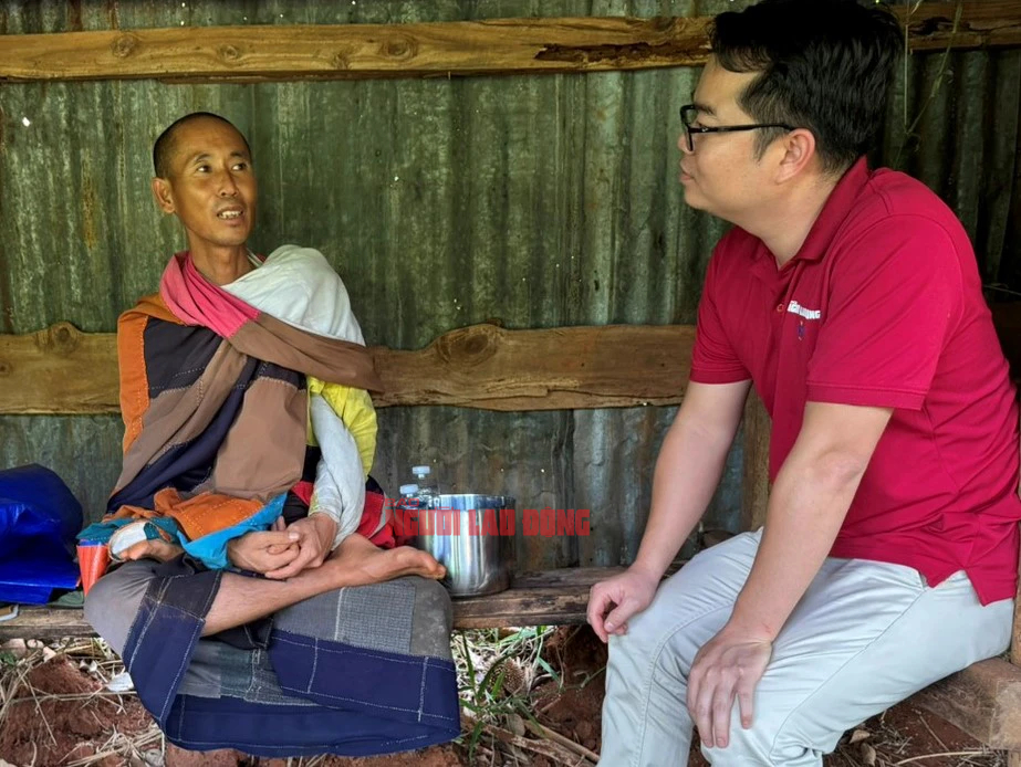 Gia đình 'sư Thích Minh Tuệ' mệt mỏi vì nhiều người làm phiền Gia đình 'sư Thích Minh Tuệ' mệt mỏi vì nhiều người làm phiền