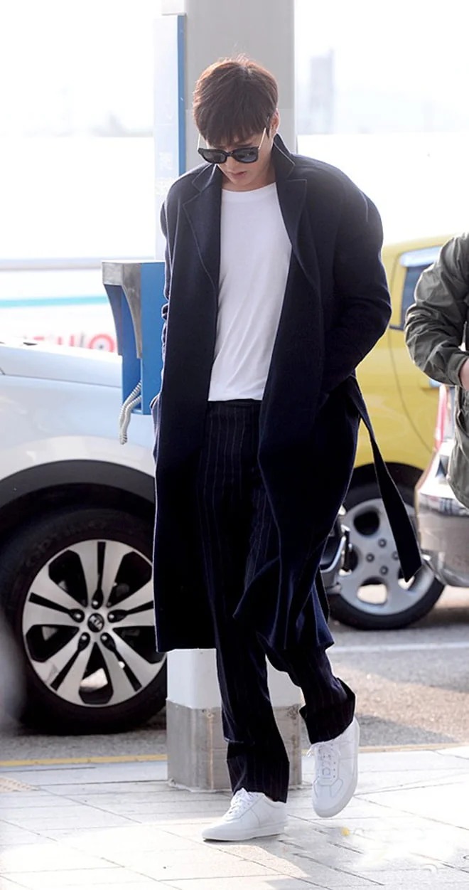 Cách mặc áo thun đẹp và phong cách như Lee Min Hoo