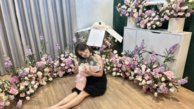 HOT: Thái Trinh tổ chức lễ ăn hỏi với bạn trai giấu mặt - 3 HOT: Thái Trinh tổ chức lễ ăn hỏi với bạn trai giấu mặt - 3