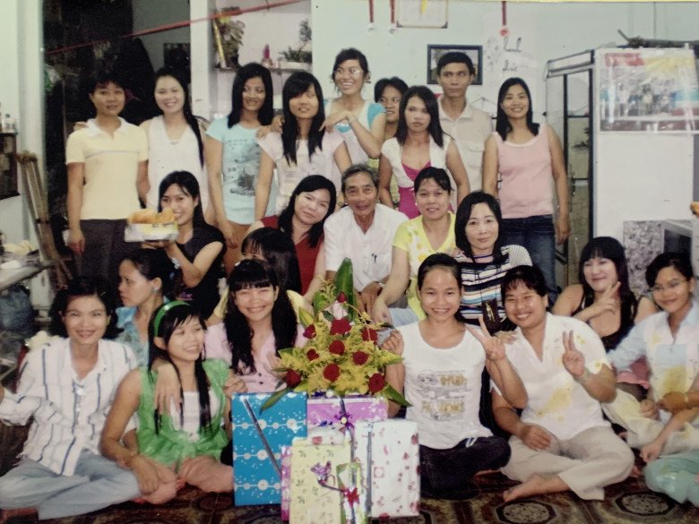 Người đàn ông 'không vợ, không con' nhưng có hơn 200 người gọi là cha, lý do khiến ai cũng xúc động - 2 Người đàn ông 'không vợ, không con' nhưng có hơn 200 người gọi là cha, lý do khiến ai cũng xúc động - 2
