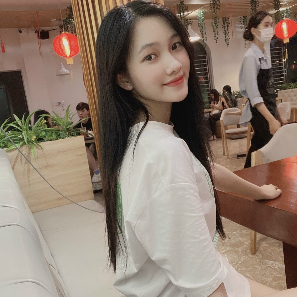 Cô gái xinh có tên độc lạ, đi thi đại học gặp chuyện 'dở khóc dở cười' Cô gái xinh có tên độc lạ, đi thi đại học gặp chuyện 'dở khóc dở cười'