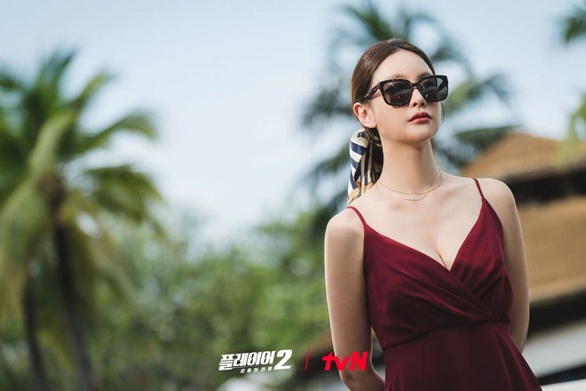 Mỹ nhân bị 1000 đoàn phim từ chối chỉ vì phong thủy, giờ đóng toàn bom tấn khủng vẫn quá nhạt nhòa - 2 Mỹ nhân bị 1000 đoàn phim từ chối chỉ vì phong thủy, giờ đóng toàn bom tấn khủng vẫn quá nhạt nhòa - 2