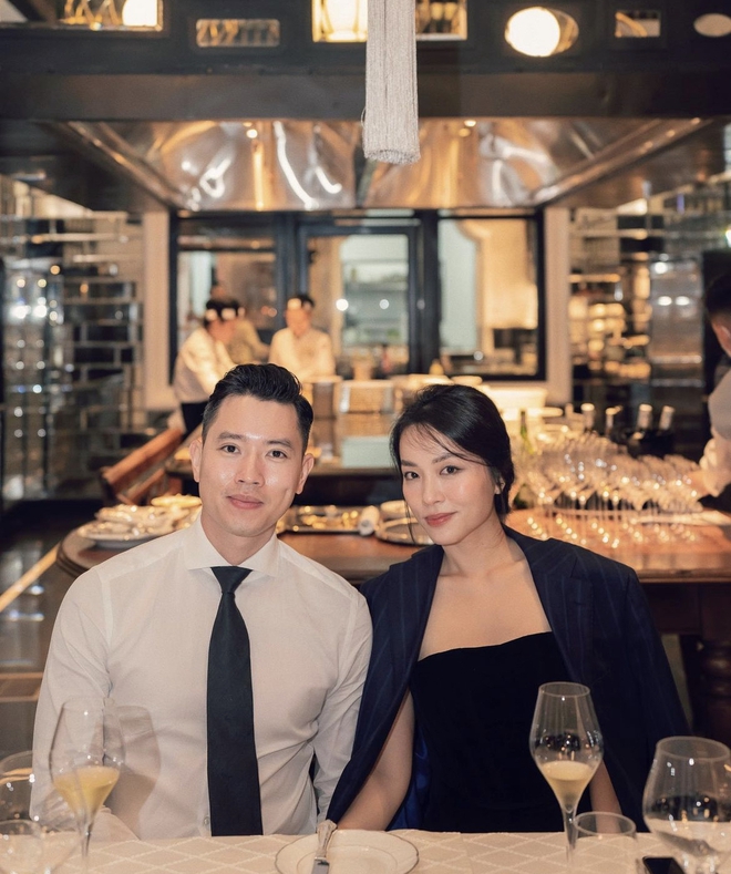 Cơ trưởng đẹp trai nhất đáp trả chuyện yêu 'phú bà', bạn gái tiết lộ 1 điều chấn động về tiền nong trong 5 năm hẹn hò