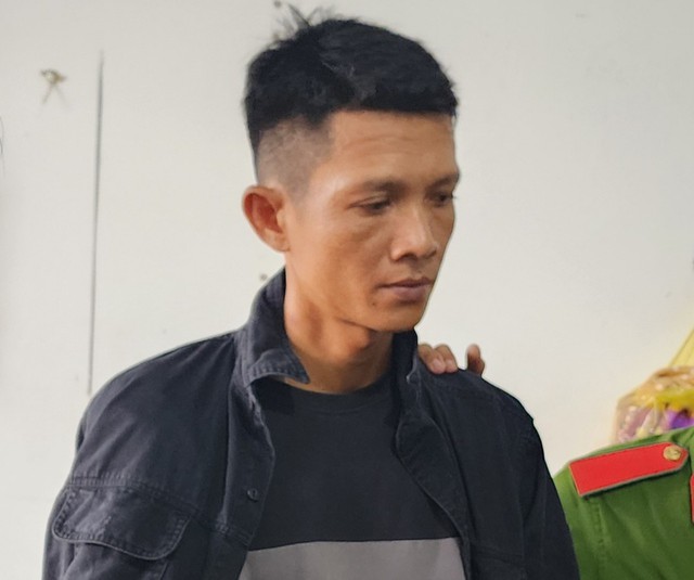 Vụ cưỡng đoạt tài sản của ngư dân: Bắt tạm giam thanh tra viên nhận hối lộ - 2 Vụ cưỡng đoạt tài sản của ngư dân: Bắt tạm giam thanh tra viên nhận hối lộ - 2