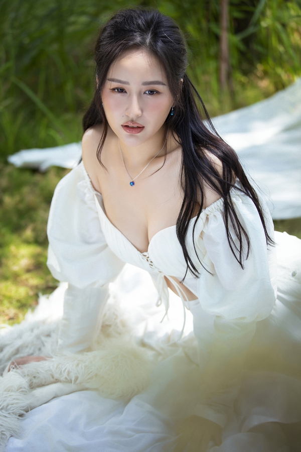 Hoa hậu Mai Phương Thúy: 'Sẽ kết hôn và sinh con sớm nhất có thể...' Hoa hậu Mai Phương Thúy: 'Sẽ kết hôn và sinh con sớm nhất có thể...'