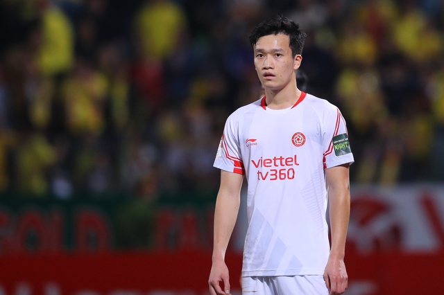 Đi không được, ở chẳng xong, Hoàng Đức bỗng khiến tuyển Việt Nam ôm mối lo lớn ở AFF Cup Đi không được, ở chẳng xong, Hoàng Đức bỗng khiến tuyển Việt Nam ôm mối lo lớn ở AFF Cup
