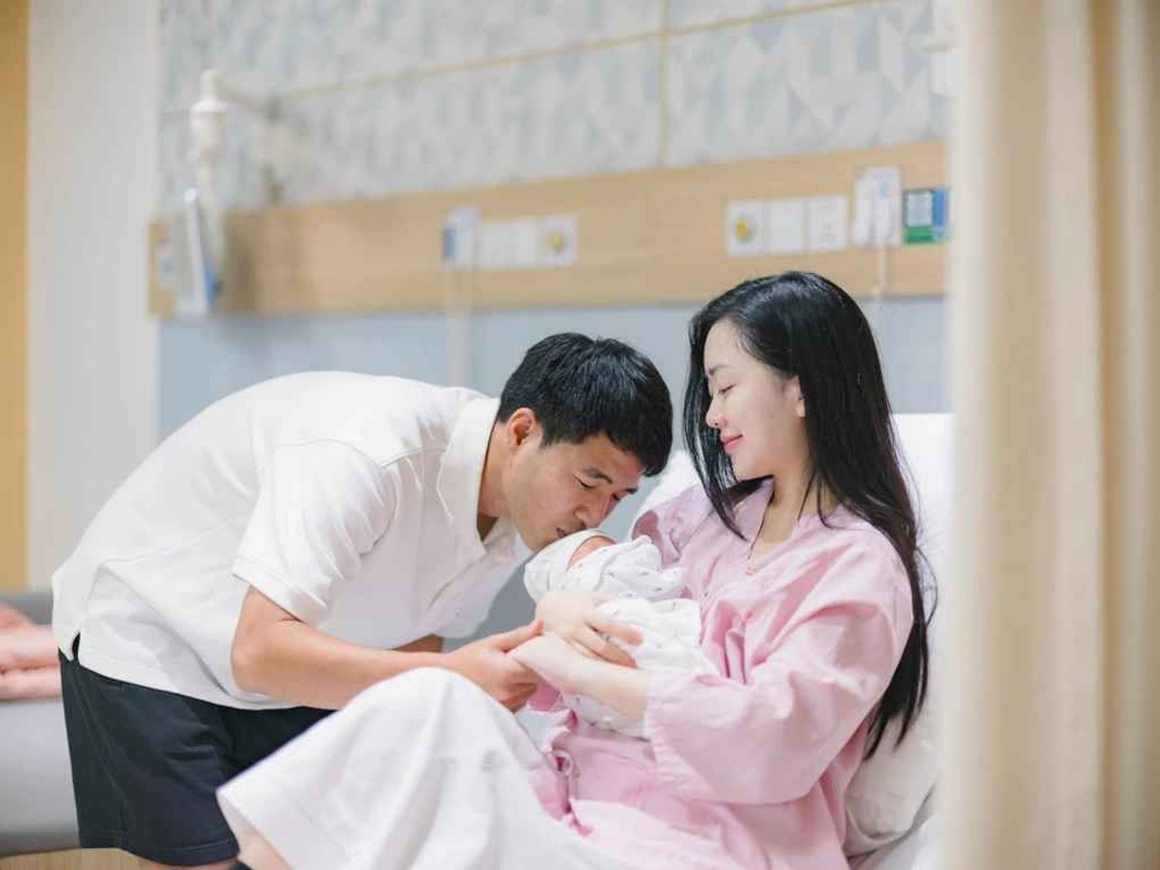 U23 Việt Nam Thường Châu 2018: Lấy vợ hot girl, lên chức bố năm Rồng - 10