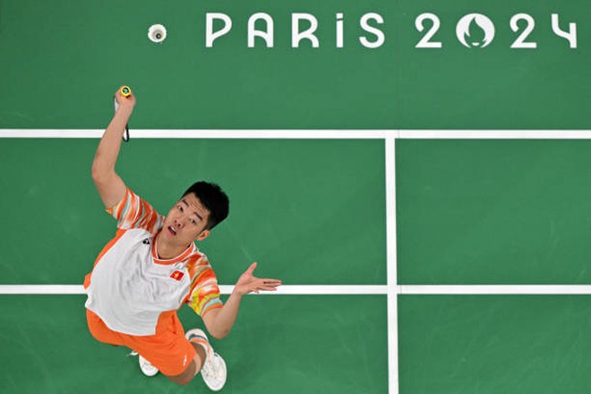 Lê Đức Phát - Gen Z cầm cờ Việt Nam tại lễ khai mạc Olympic lại khiến NHM nức lòng với màn ăn mừng đầy 'ngạo nghễ' - 6 Lê Đức Phát - Gen Z cầm cờ Việt Nam tại lễ khai mạc Olympic lại khiến NHM nức lòng với màn ăn mừng đầy 'ngạo nghễ' - 6