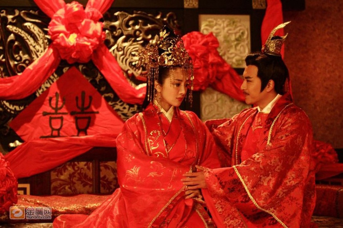 Hoàng đế giỏi trị quốc, hậu cung chỉ duy nhất 1 người - 4