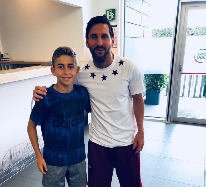 Thêm một pha 'nhả vía' mát tay của Messi: Từ giúp Lamine Yamal 'nhấn chìm' Pháp ở Euro đến Fermin Lopez đập tan giấc mơ HCV của chủ nhà Olympic - 1 Thêm một pha 'nhả vía' mát tay của Messi: Từ giúp Lamine Yamal 'nhấn chìm' Pháp ở Euro đến Fermin Lopez đập tan giấc mơ HCV của chủ nhà Olympic - 1