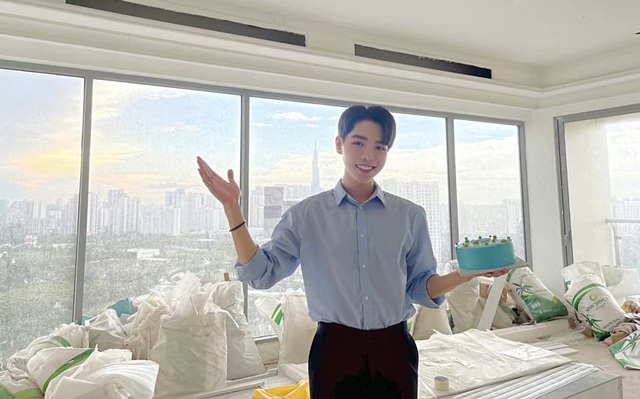 Đức Phúc - đại gia giàu có và chịu chi nhất 'Anh trai Say hi'? - 3 Đức Phúc - đại gia giàu có và chịu chi nhất 'Anh trai Say hi'? - 3