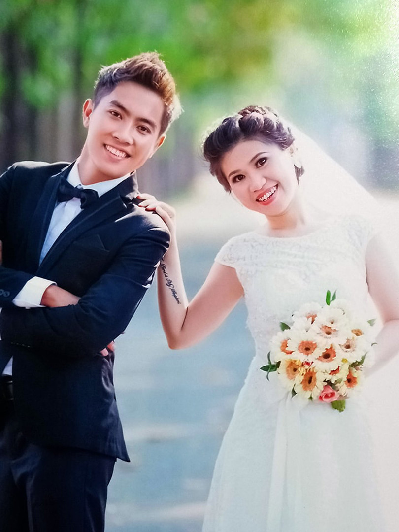 Cặp đôi đã có hành trình yêu với nhiều thử thách, trước khi chính thức nên duyên vợ chồng.