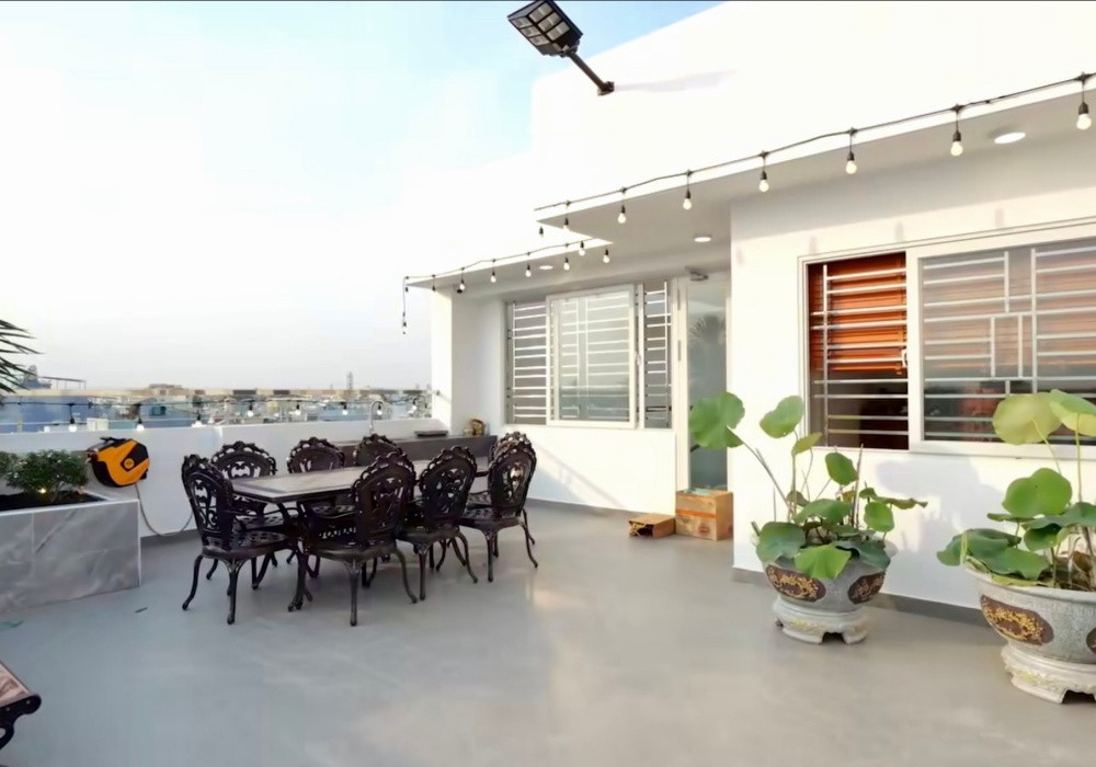 Các ‘Anh trai vượt ngàn chông gai’ tặng vợ biệt thự 50 tỷ, sở hữu tài sản khủng - 8