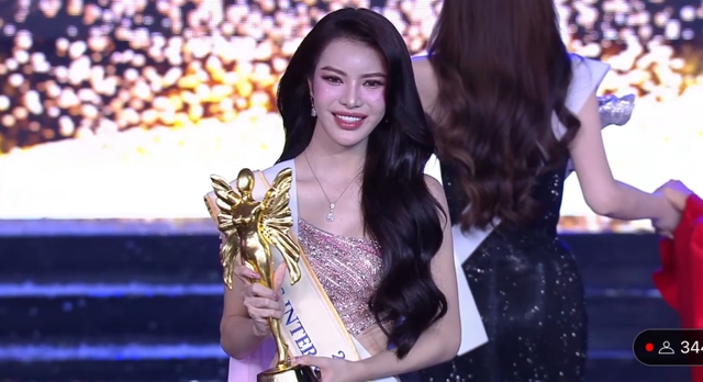 Nóng: Tường San trở thành Á hậu Chuyển giới Quốc tế 2024 - 2 Nóng: Tường San trở thành Á hậu Chuyển giới Quốc tế 2024 - 2