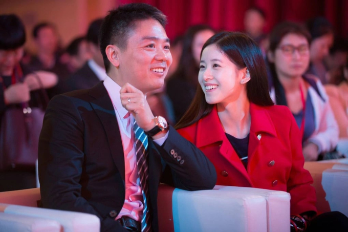 Vượt scandal ngoại tình của chồng, 'hot girl trà sữa' năm nào giờ có trong tay cả gia đình hạnh phúc và tài sản nghìn tỷ - 2