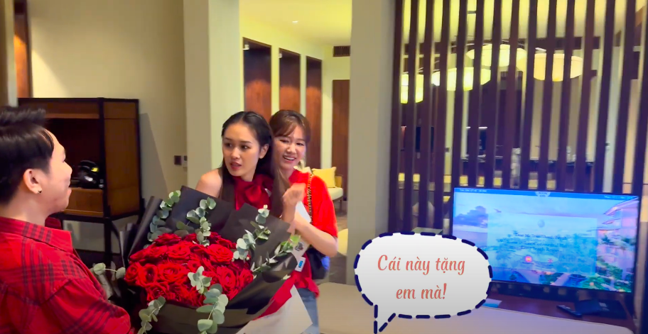 Trấn Thành - Hari Won và hội bạn quyền lực mất hút trong ngày trọng đại của Anh Đức - 9 Trấn Thành - Hari Won và hội bạn quyền lực mất hút trong ngày trọng đại của Anh Đức - 9