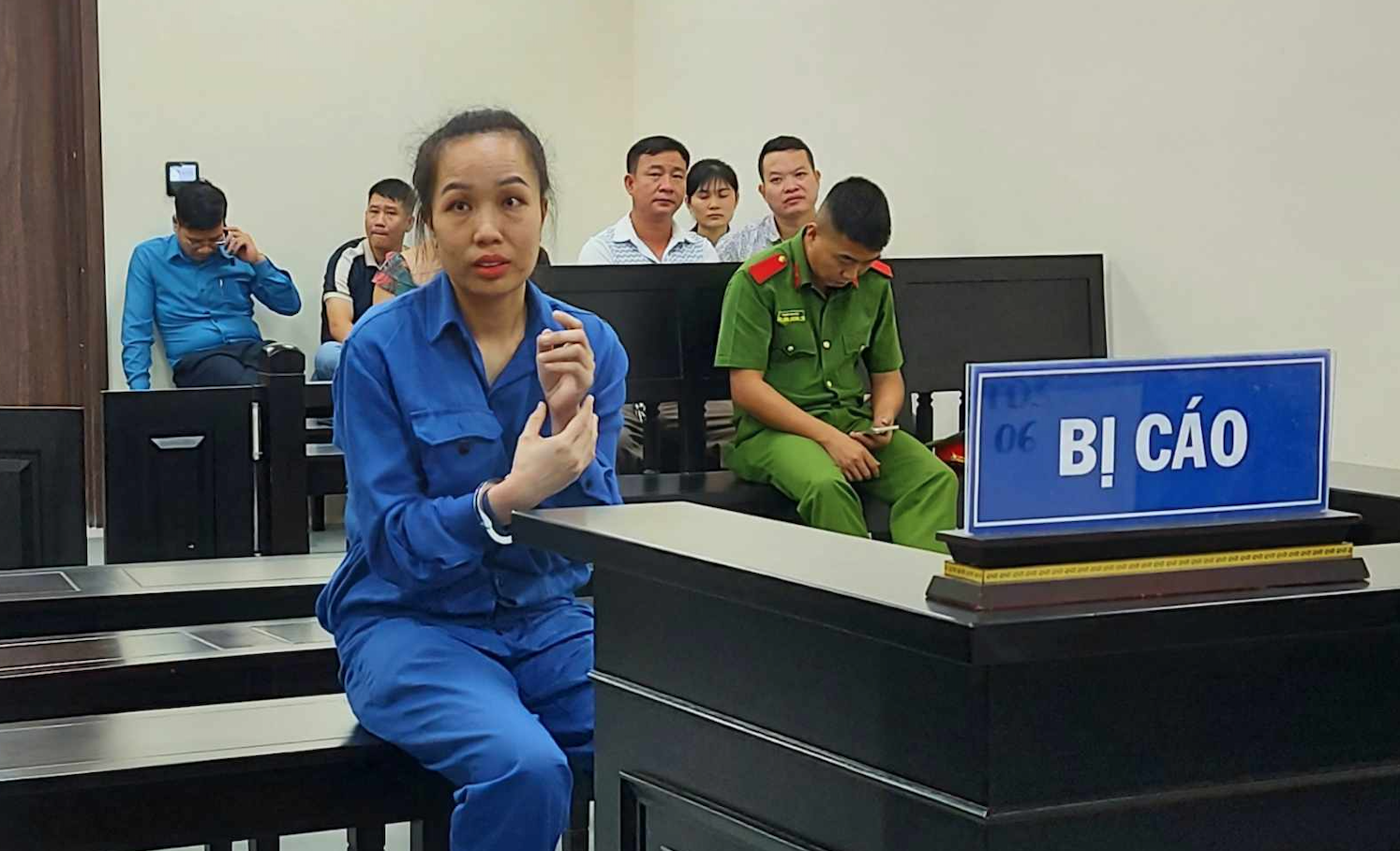 Bị cáo tại tòa. Ảnh: TN