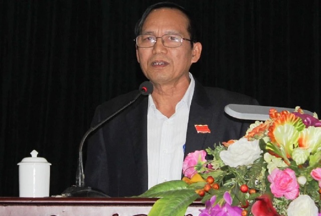 Vì sao cựu chủ tịch huyện cùng nhiều cán bộ ở Thanh Hóa bị bắt? Vì sao cựu chủ tịch huyện cùng nhiều cán bộ ở Thanh Hóa bị bắt?