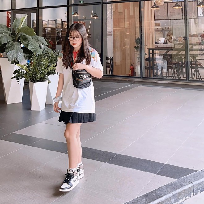 Body siêu thực của Chao - 2