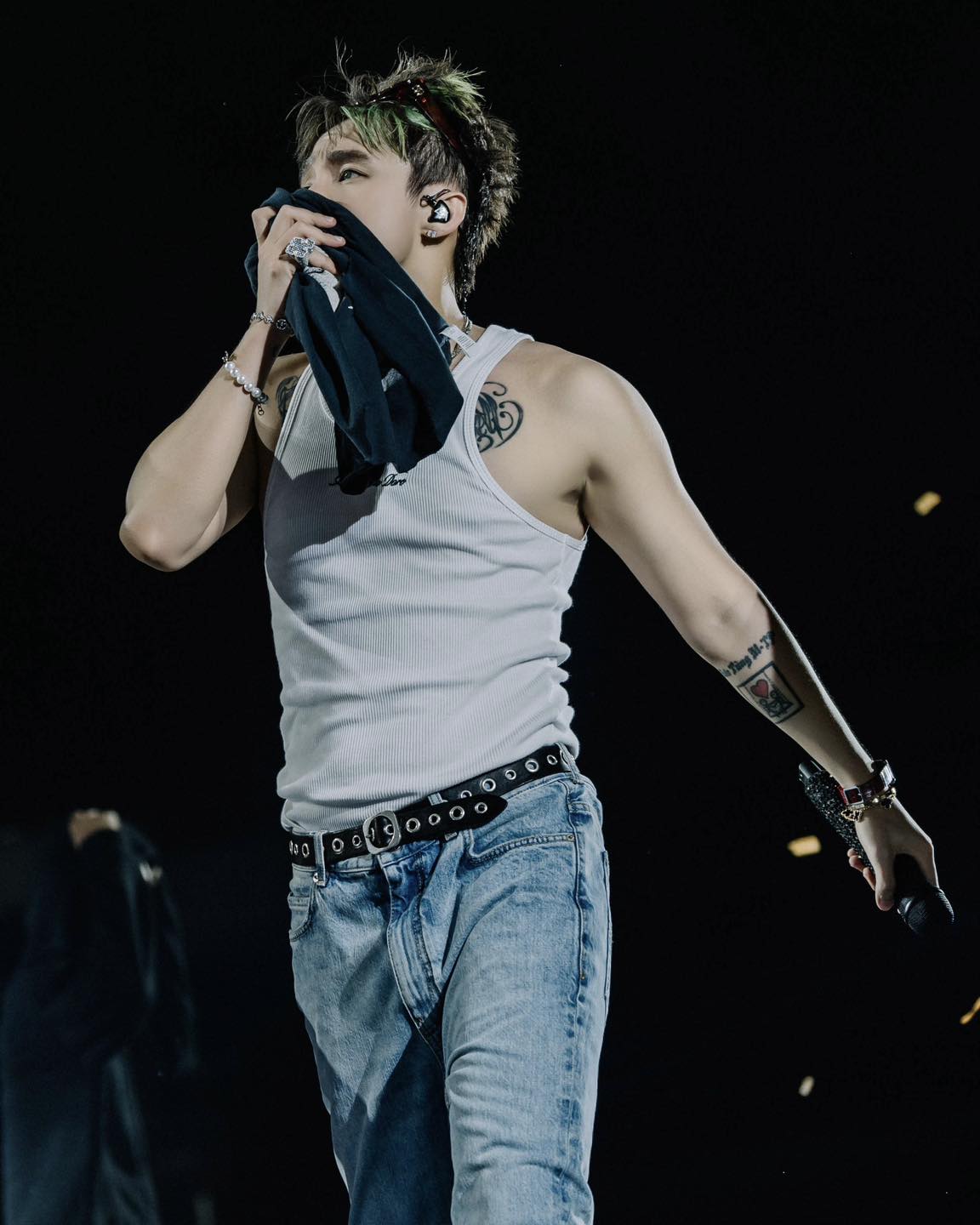 Sơn Tùng M-TP và màn giao lưu 'sến rện' của anh ấy! - 4 Sơn Tùng M-TP và màn giao lưu 'sến rện' của anh ấy! - 4